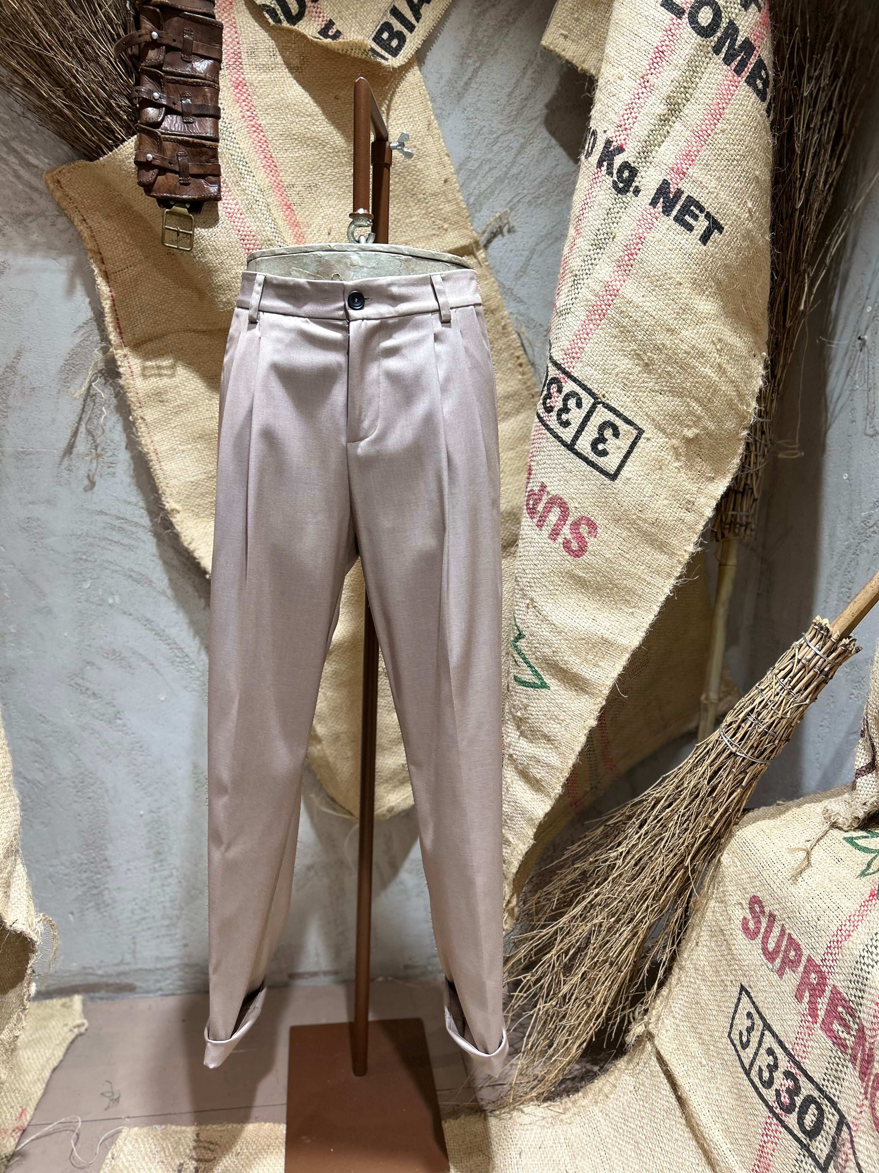 PANTALONI CON PINCES - MASTICE,NERO