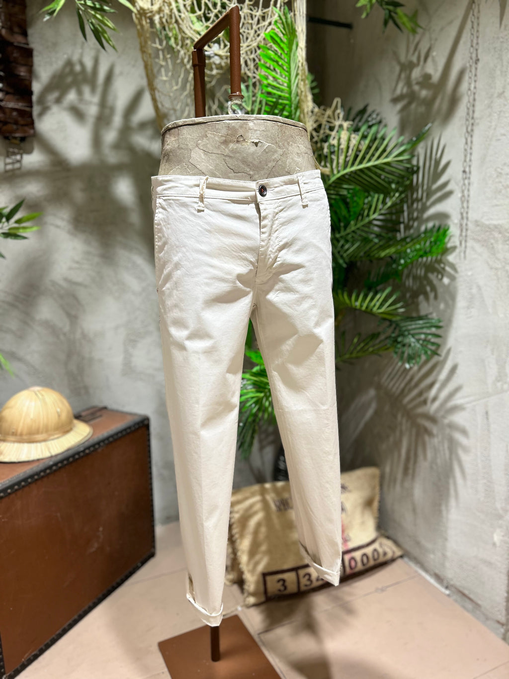 PANTALONI TAGLIO CLASSICO - BURRO