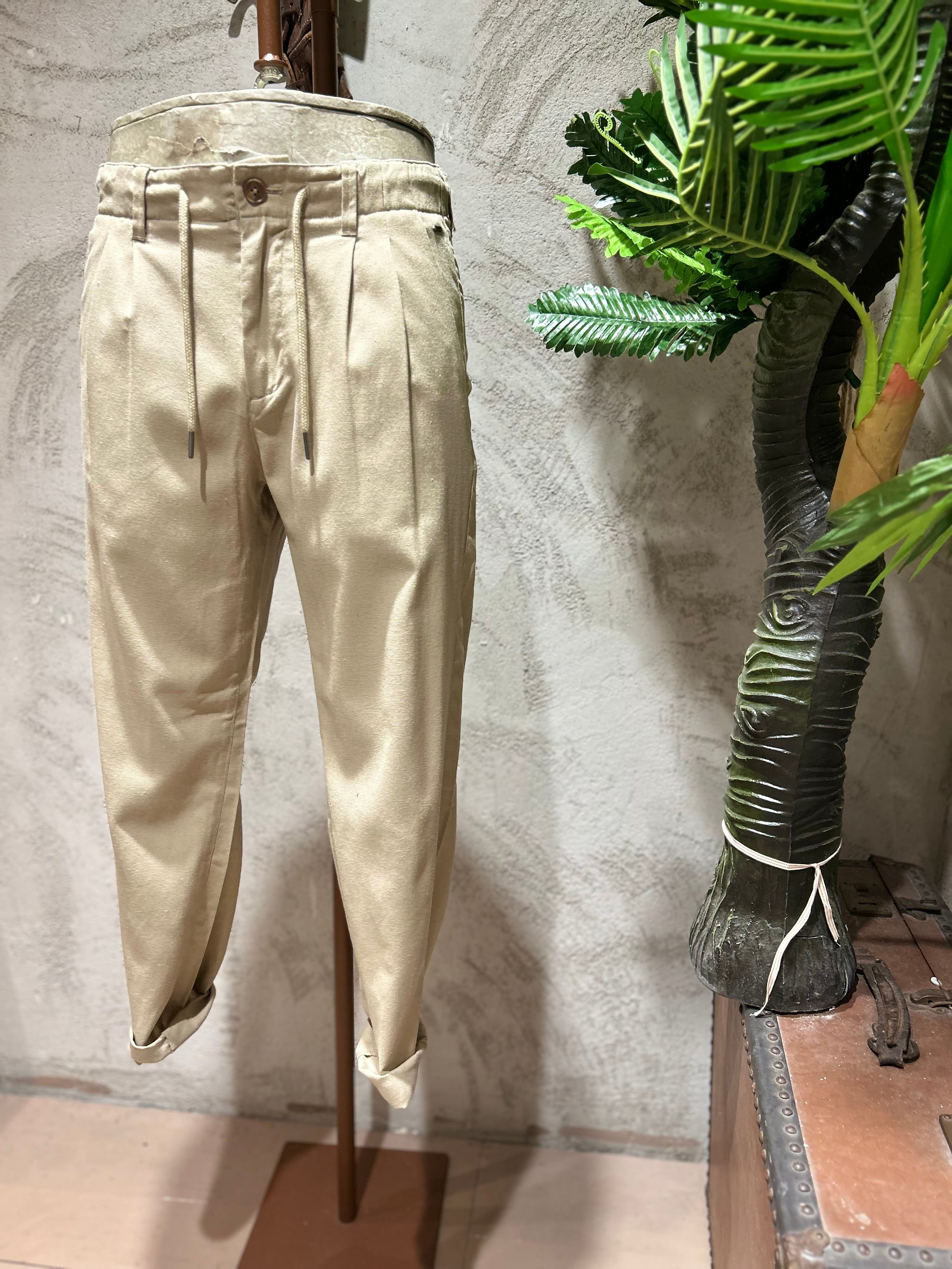 PANTALACCIO CON PINCES - SABBIA