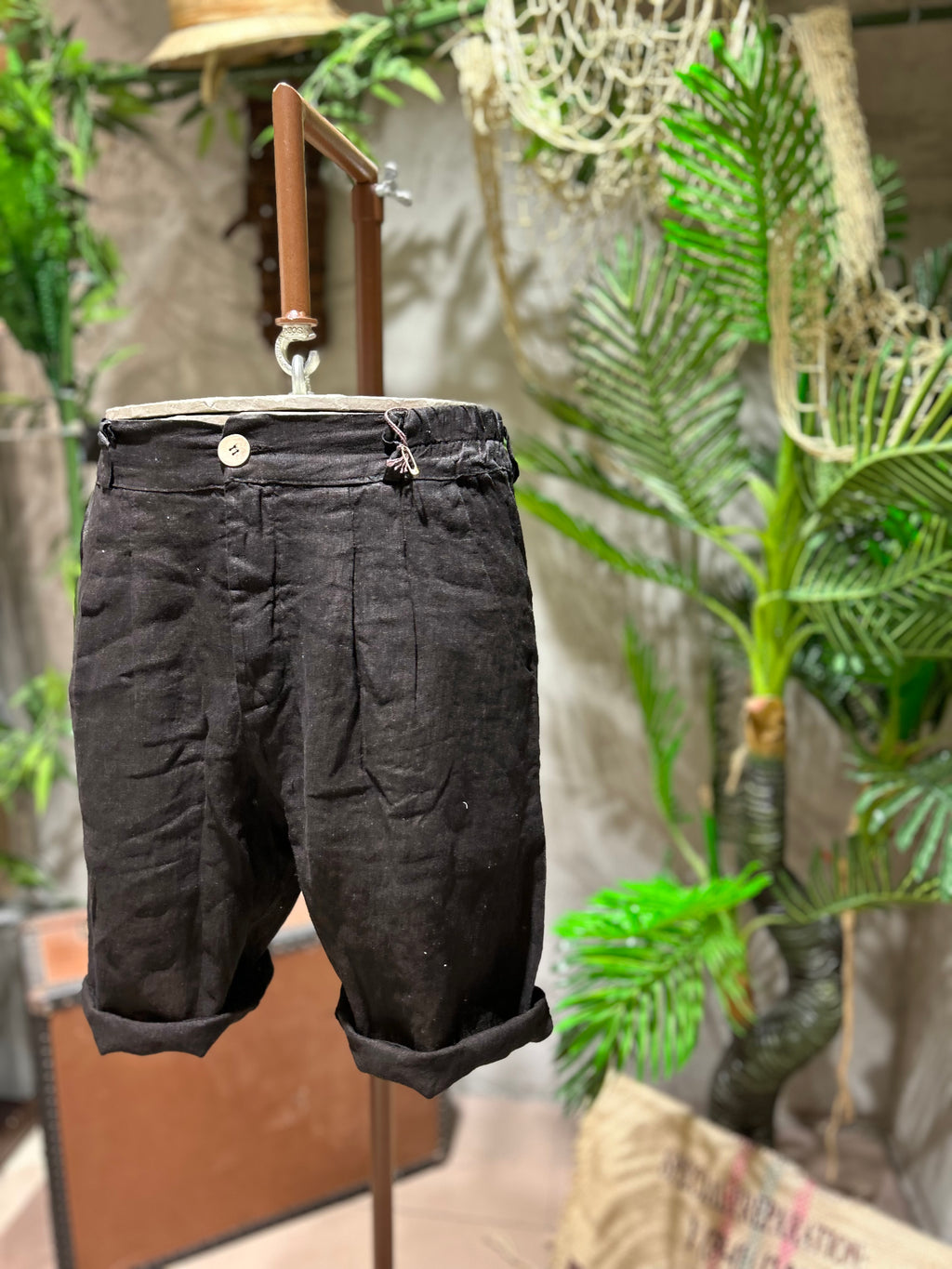 SHORTS IN LINO - NERO