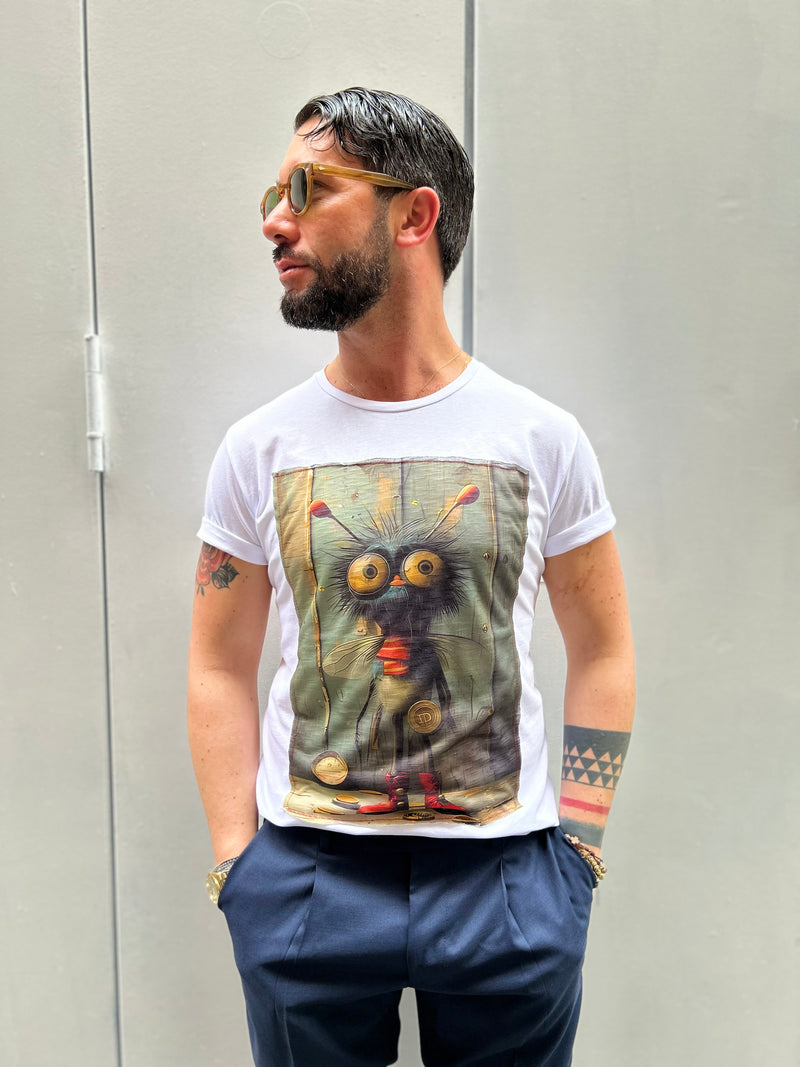 T-SHIRT STAMPA MOSCA - BIANCO