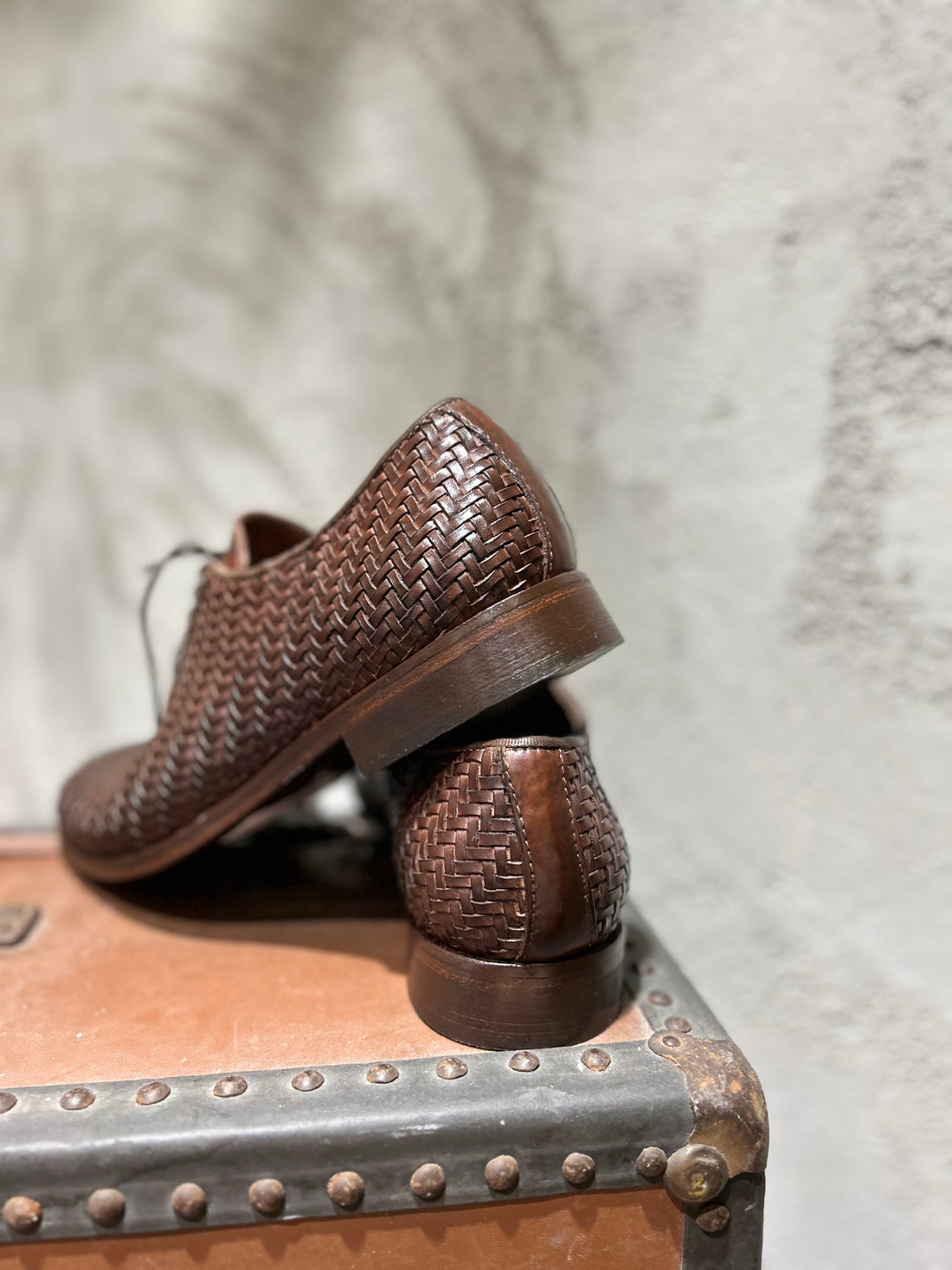 WOVEN MINI LACE-UP - LEATHER