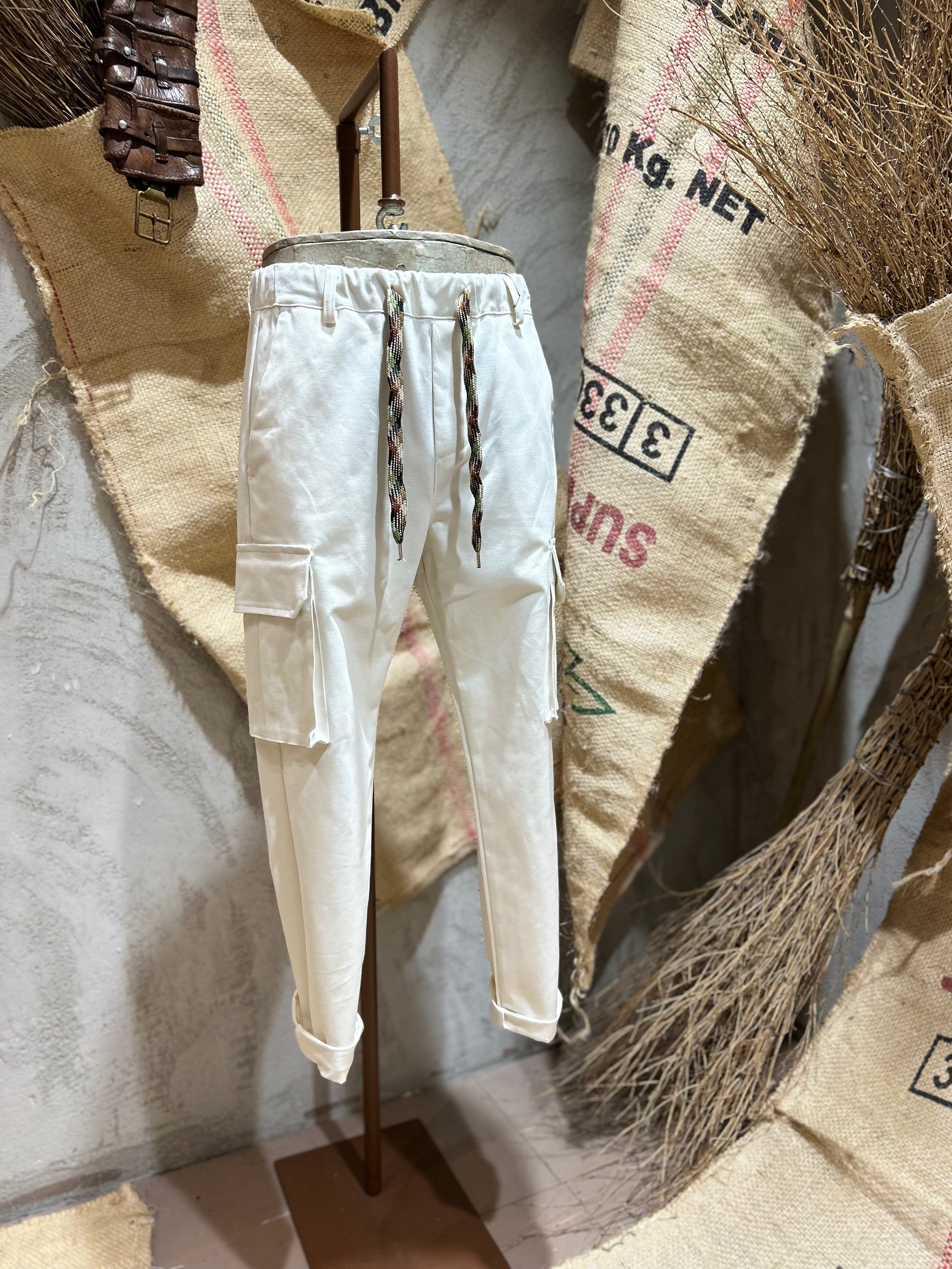 PANTALONI CARGO - BIANCO