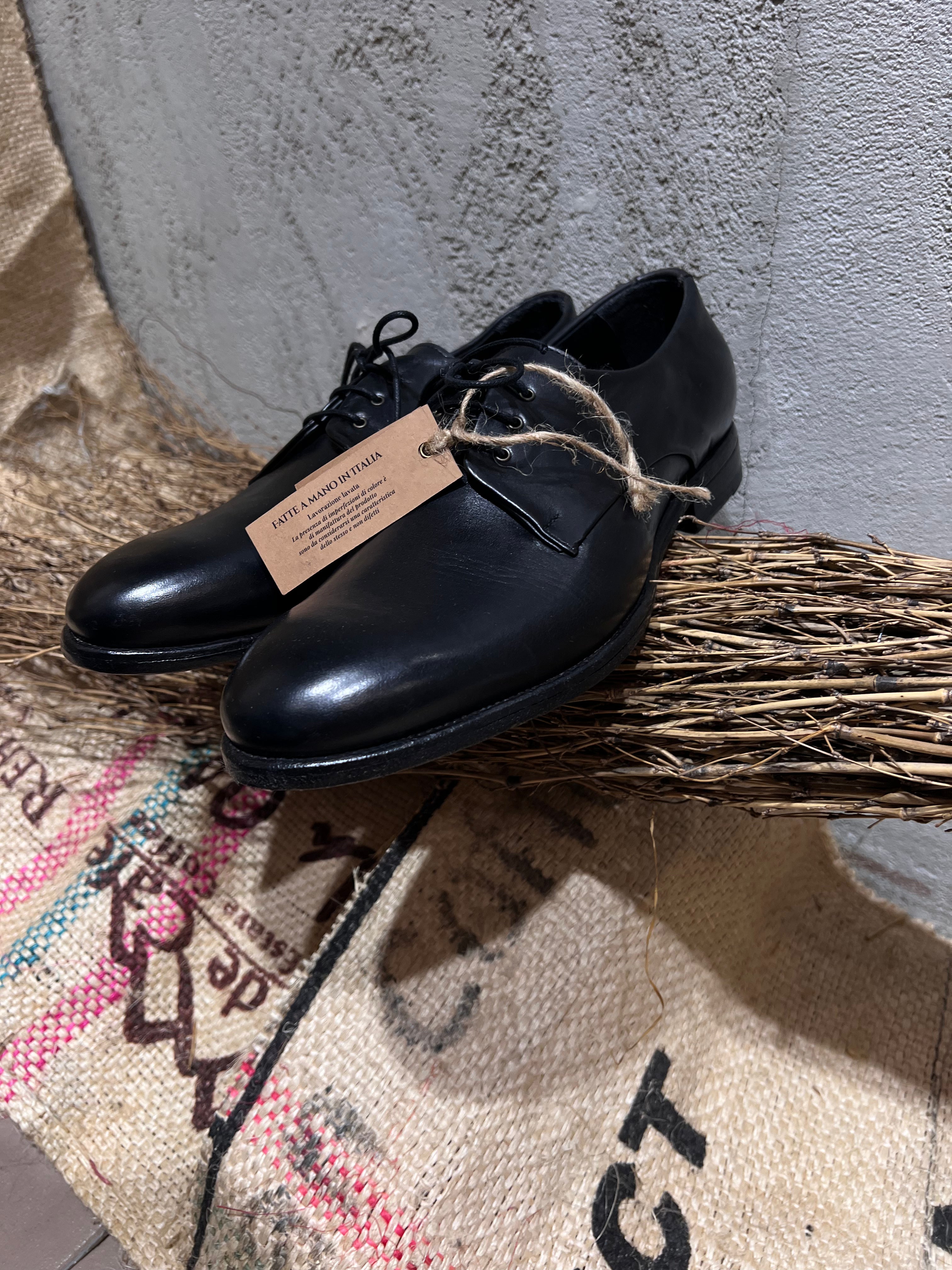 STRINGATE IN PELLE -  NERO