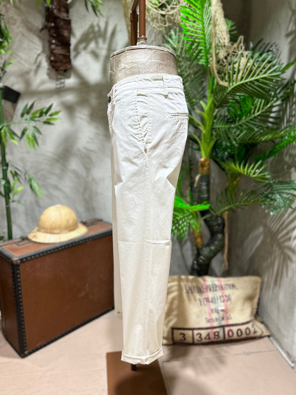 PANTALONI TAGLIO CLASSICO - BURRO