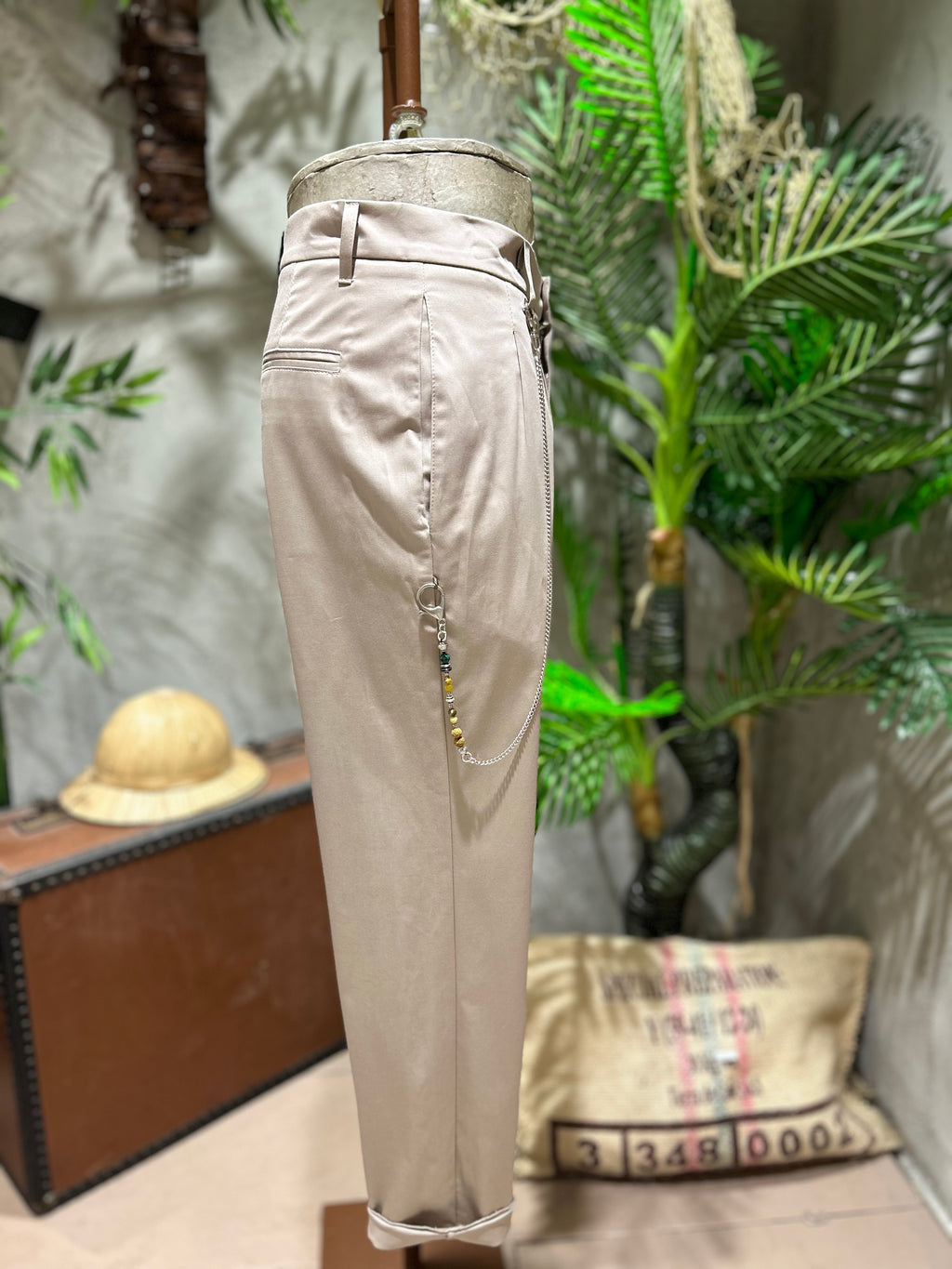 PANTALONI TAGLIO CLASSICO - TORTORA