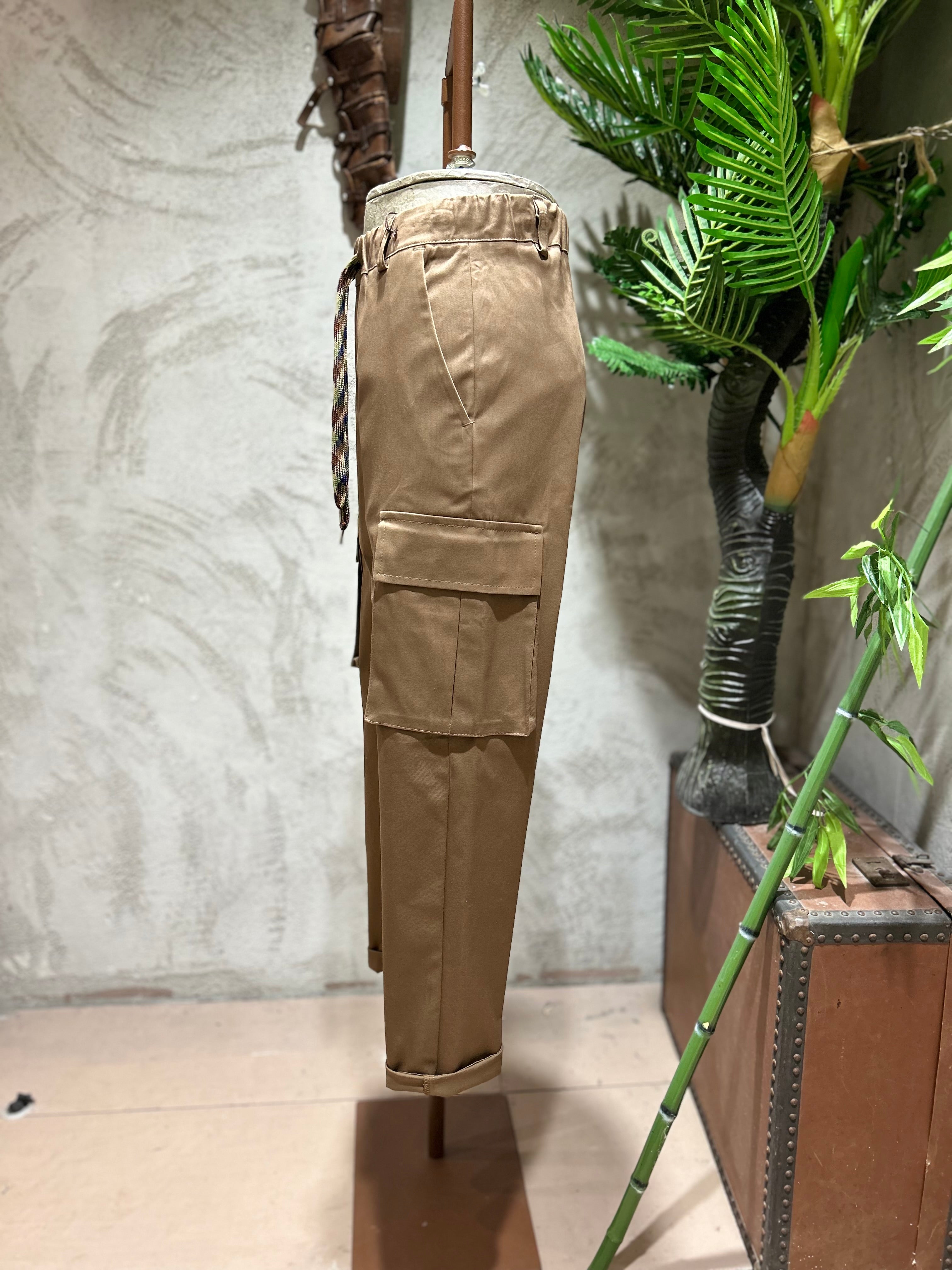 PANTALONI CARGO - MORO,BIANCO