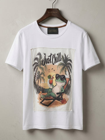 Frog on the Beach — T-Shirt 100% Cotone Stampa Alta Definizione Made in Italy