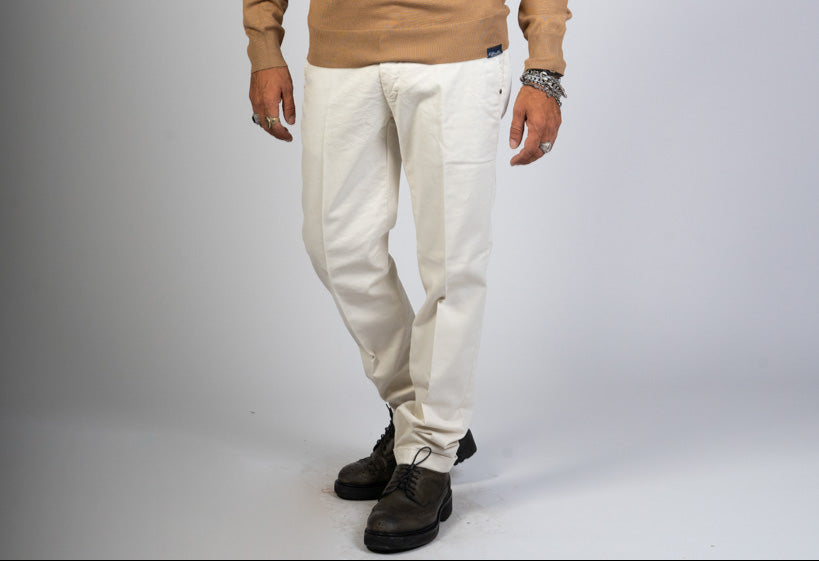 PANTALONI CAPRI - BLU, BIANCO, SABBIA