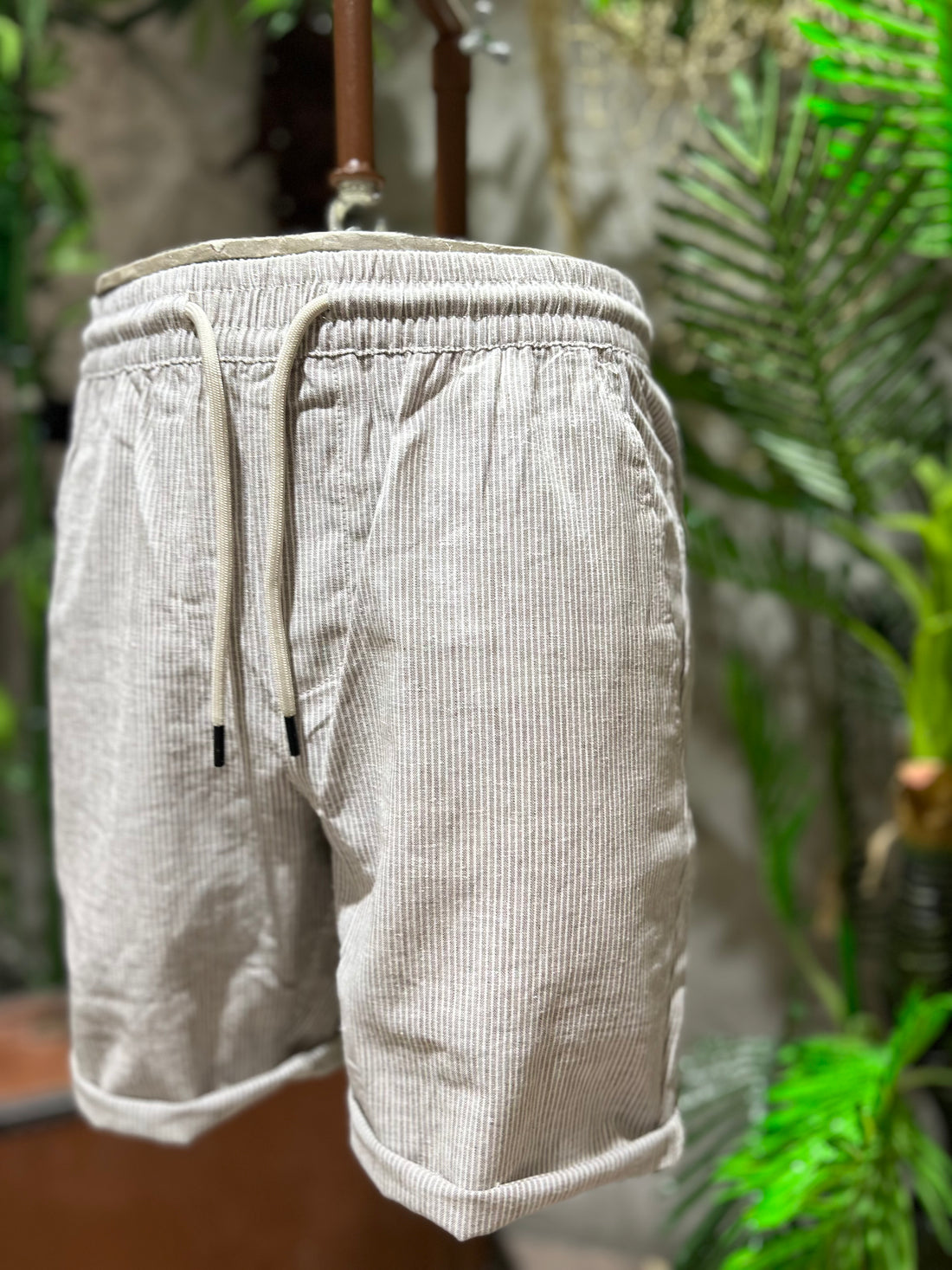 STRIPED SHORTS - SAND
