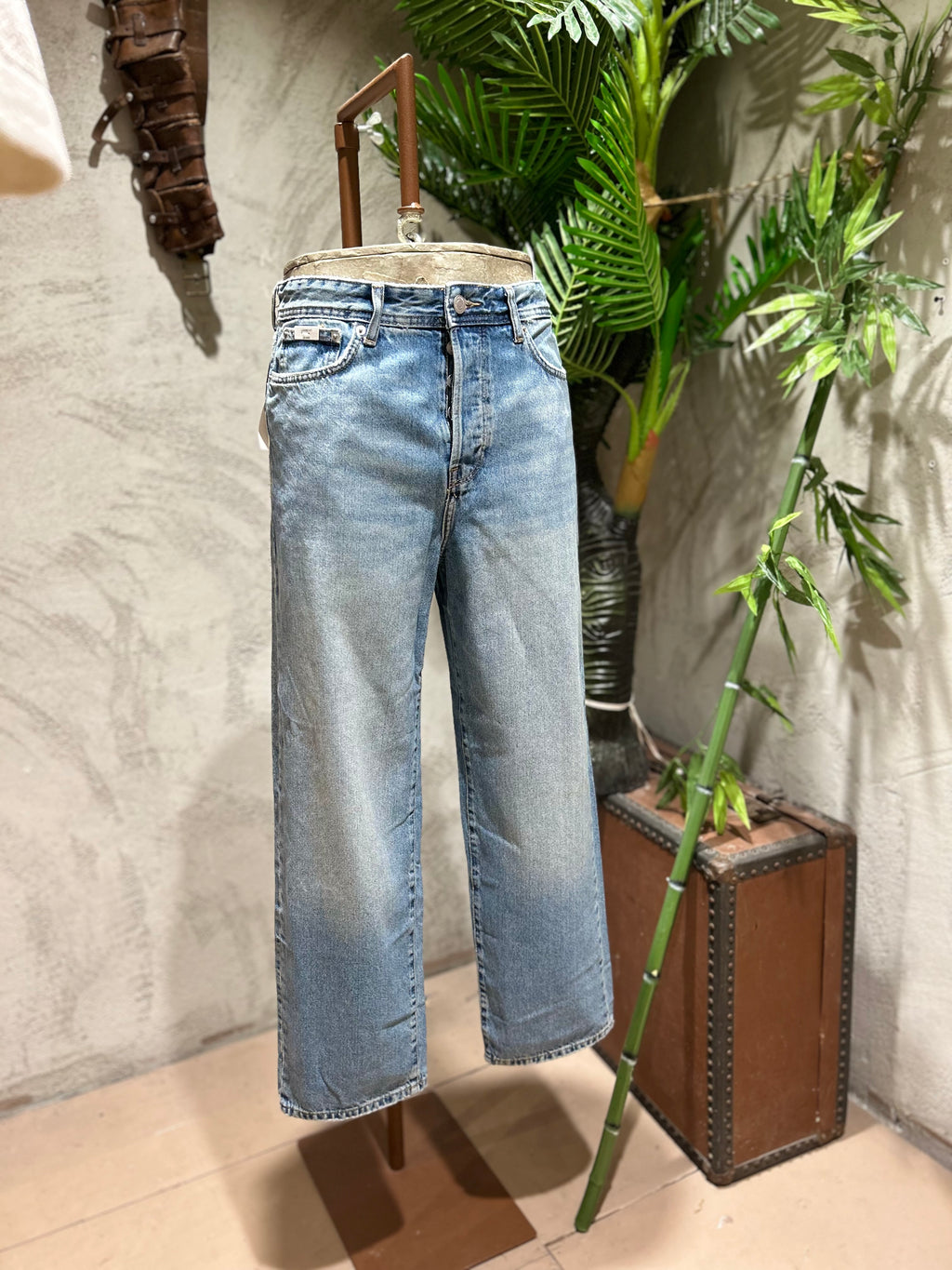 DENIM FADE LOOSE - DENIM