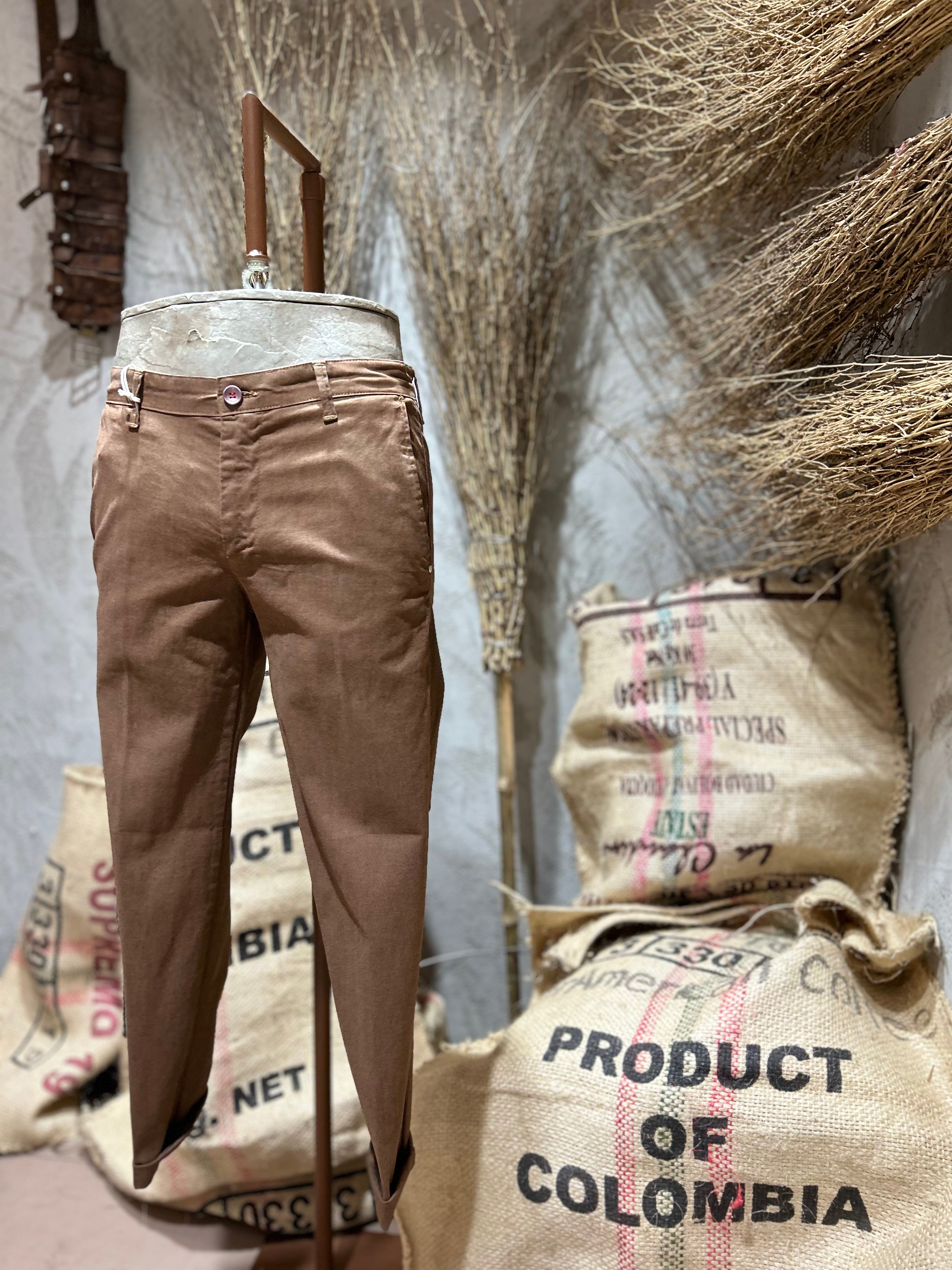 PANTALONI CHINO SLIM MICROFANTASIA - CAMMELLO