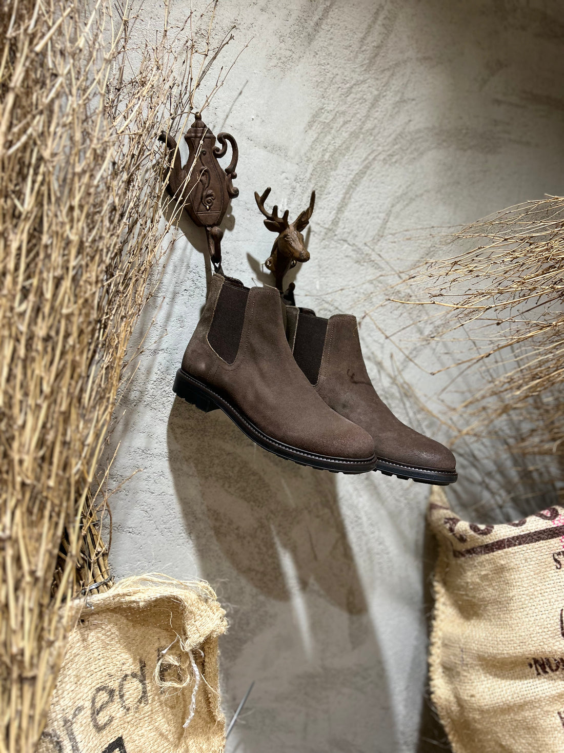 SUEDE ANKLE BOOTS - DARK BROWN OLD