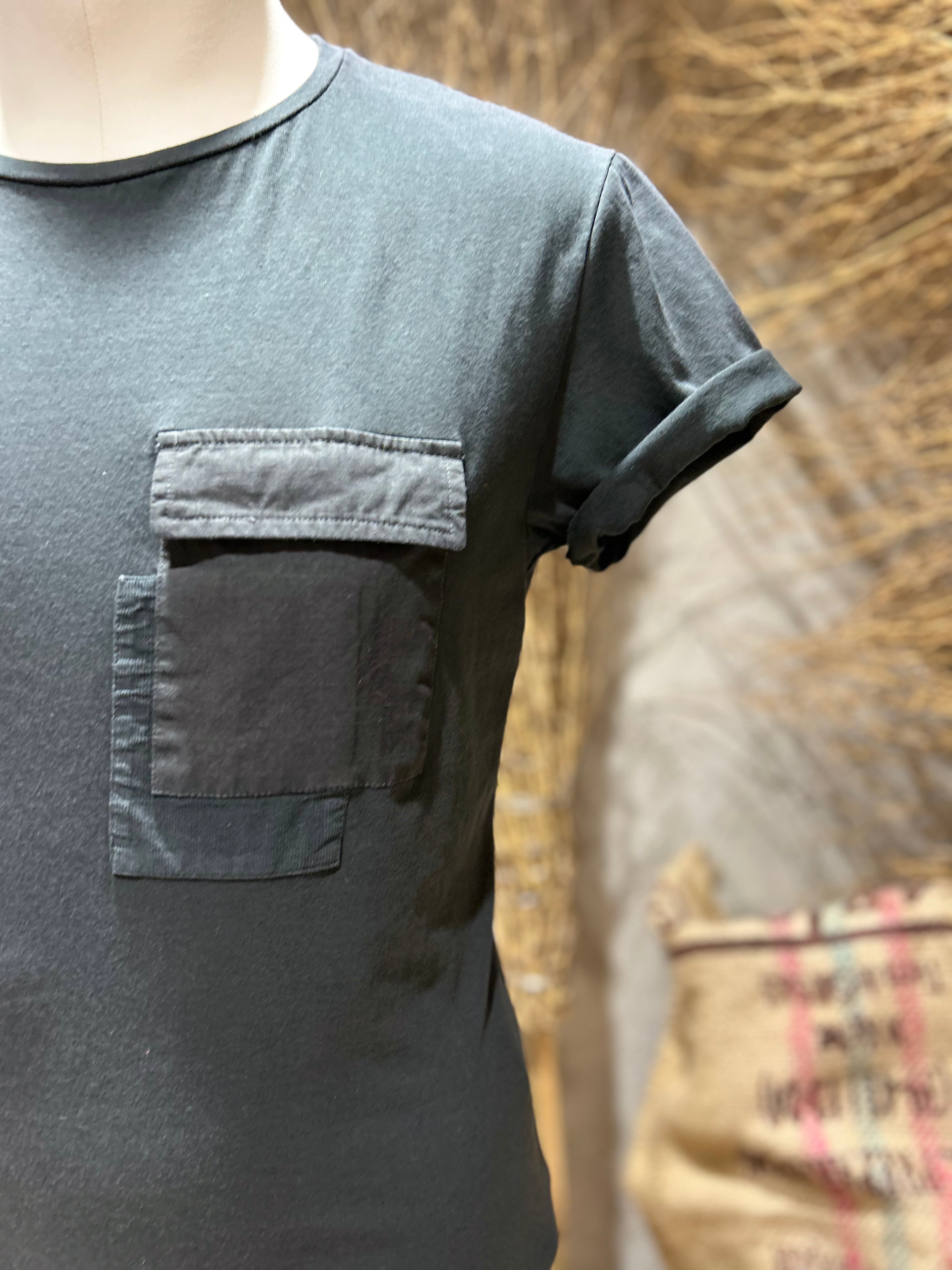 T-SHIRT POCKET - OFF-WHITE, NERO