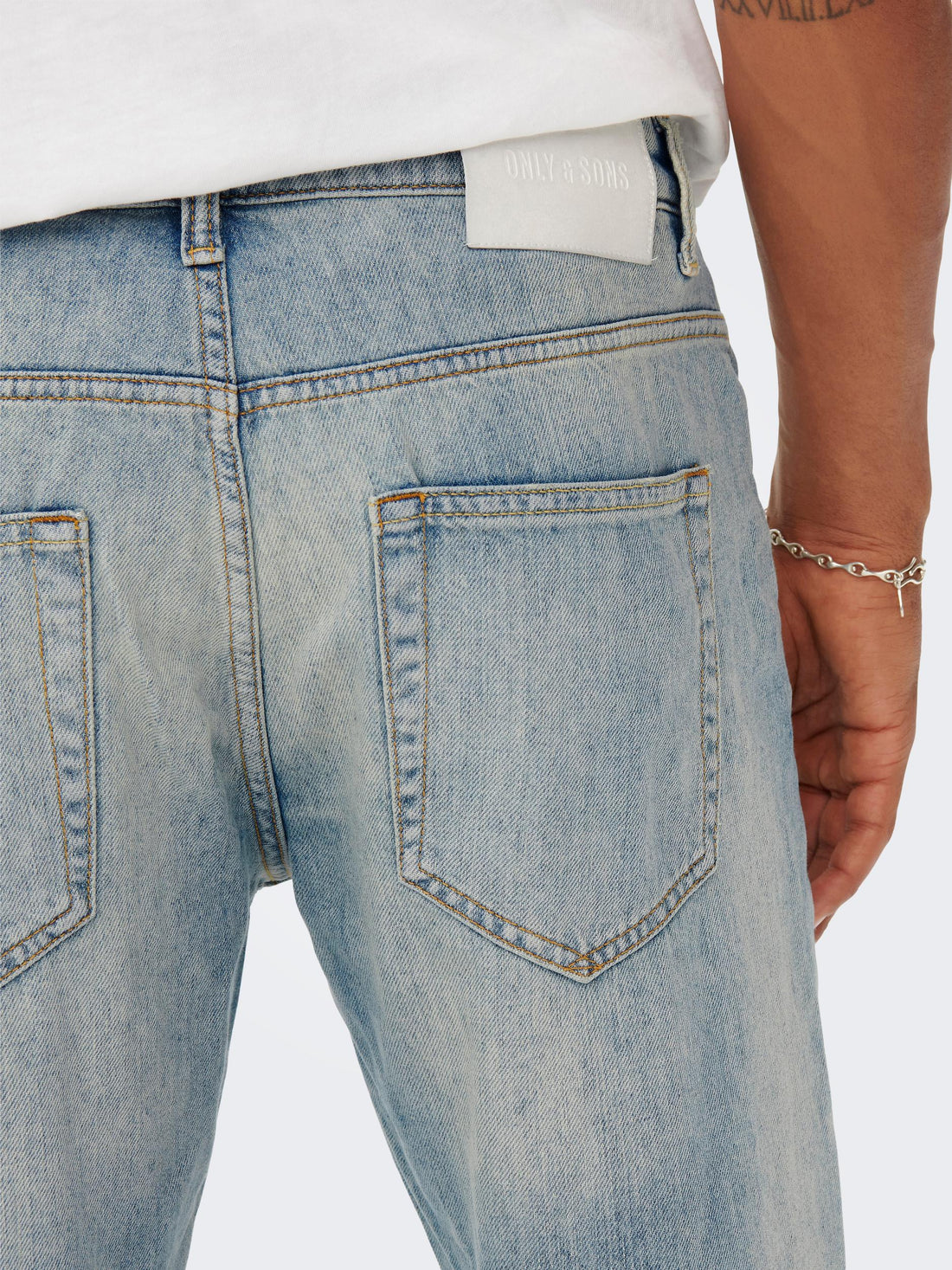 CROPPED FIT DENIM - BLUE DENIM