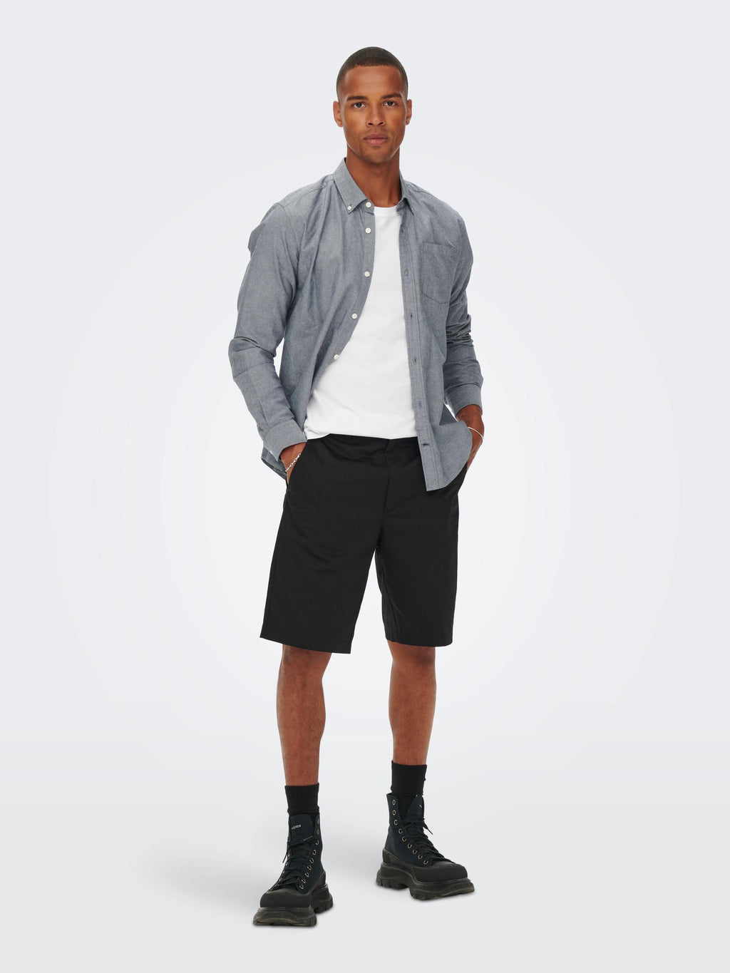 CHINO SHORTS IN TWILL DI COTONE - NERO