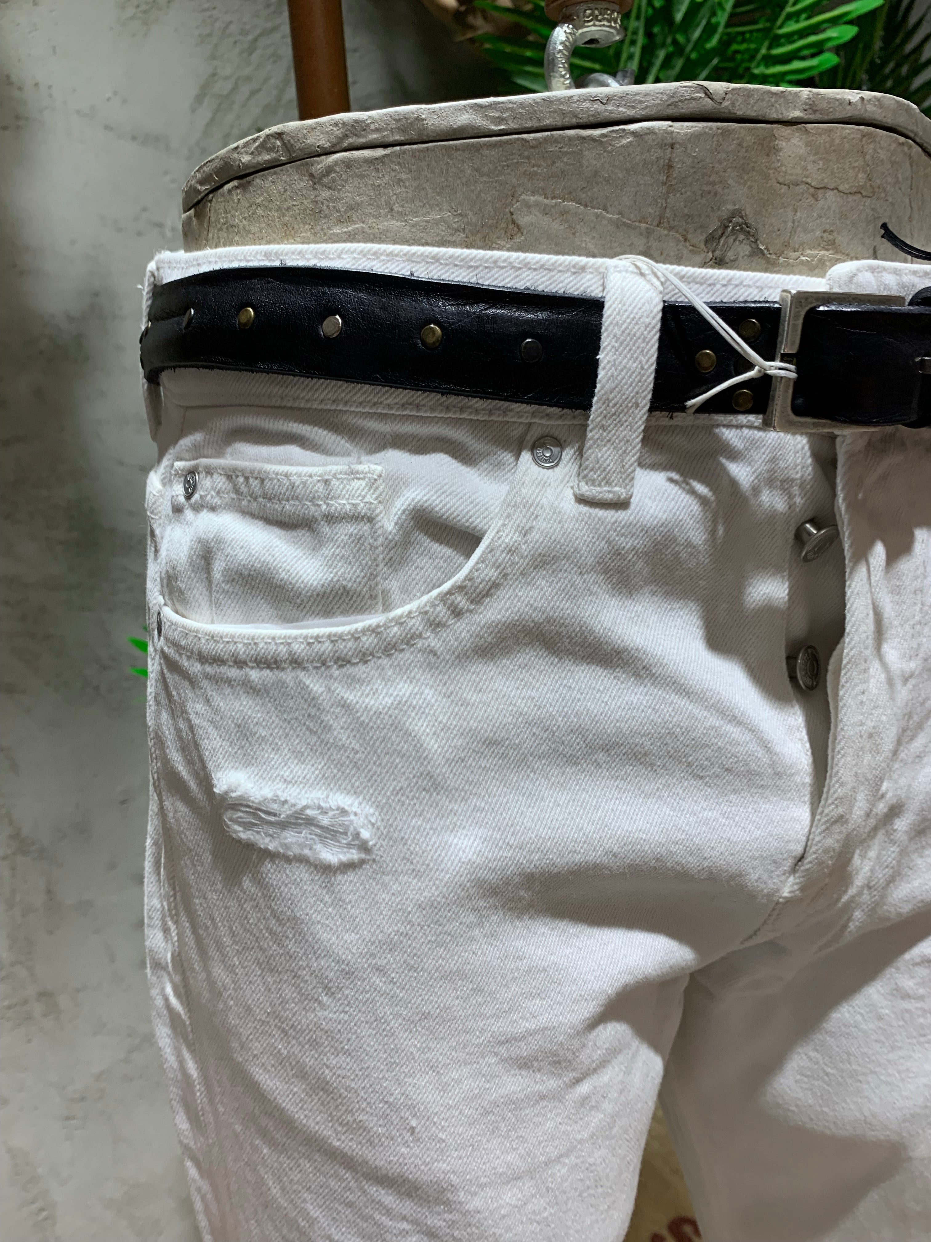 DENIM CON STRAPPI CARROT FIT - BIANCO