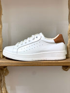 SNEAKERS BASSE IN PELLE - BIANCO