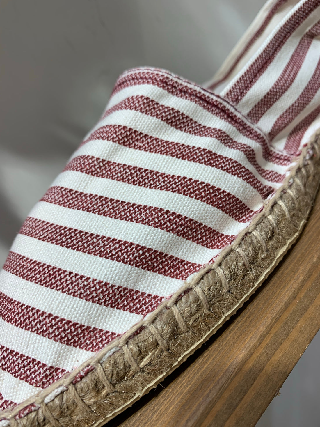 ESPADRILLES - GARNET RIBBON